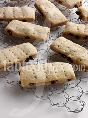 Spiced fruit cookies photo