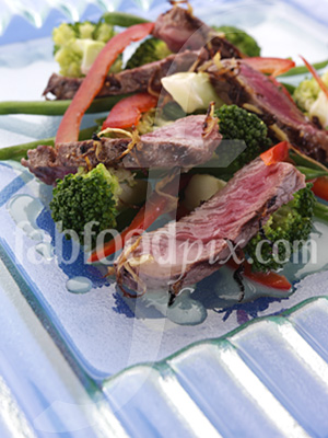 beef veg salad photo